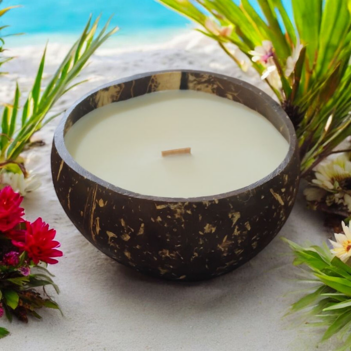 Small Coconut Bowl with Wood Wick